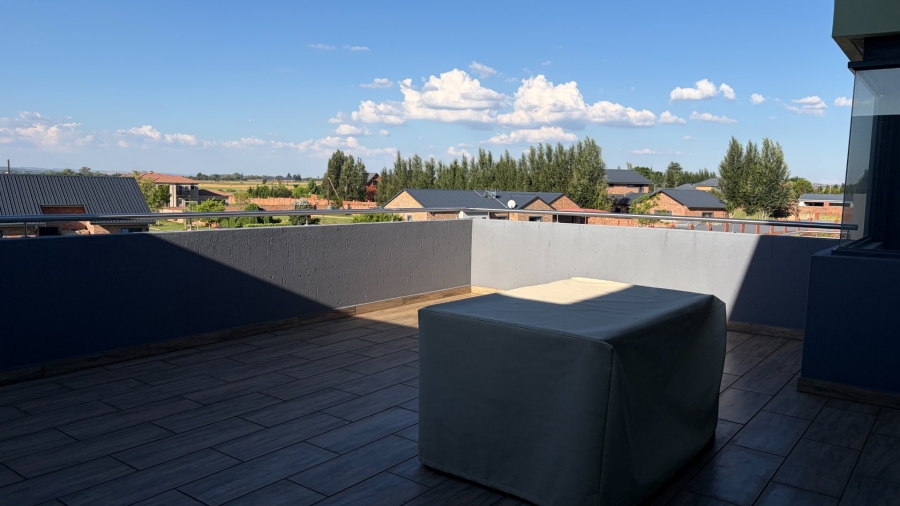 4 Bedroom Property for Sale in Grimbeeck Park North West